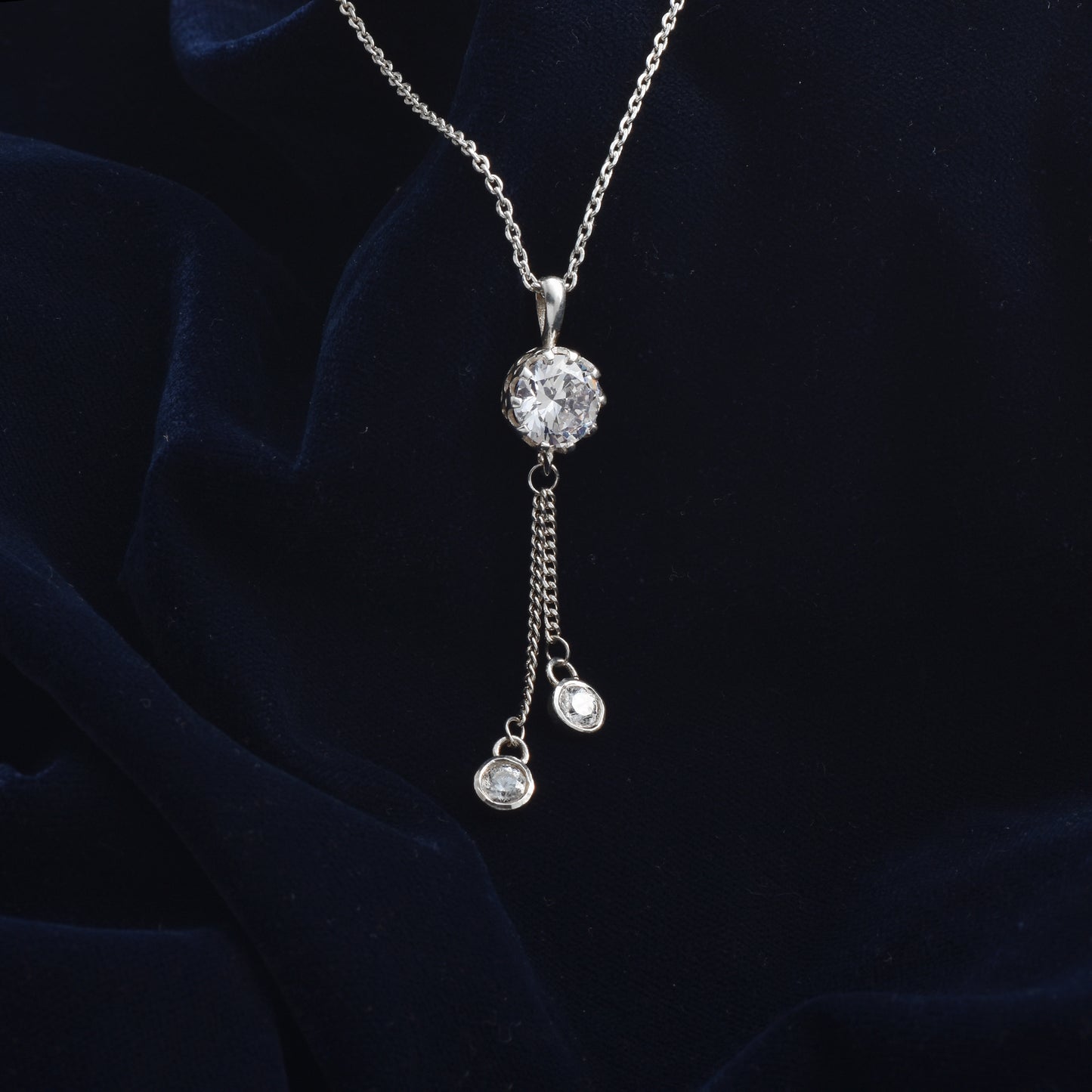 Elegance Elevated Exquisite Necklace in Pure 925 Silver