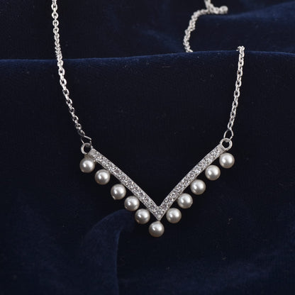 MoonLight Glow Zircon and Pearl Necklace